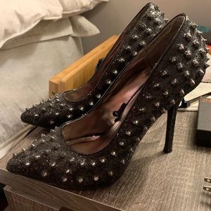 Steve maddens pumps size 9